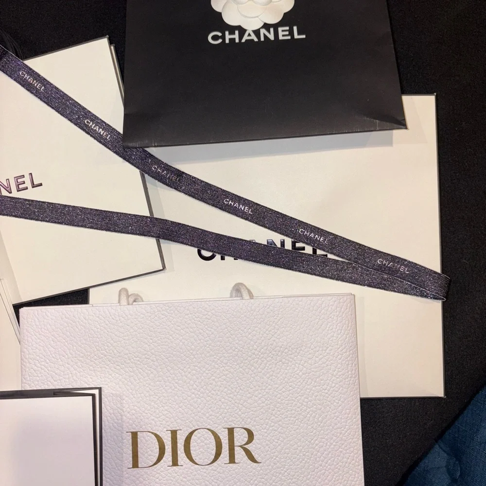 Chanel Elegant Black Women's Bag